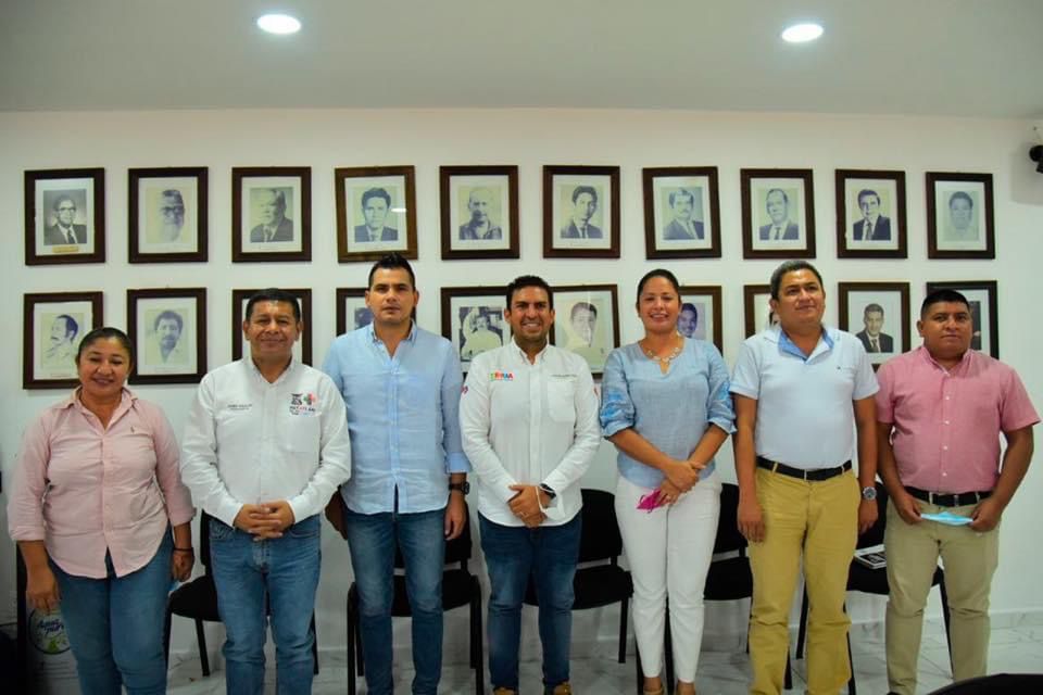 Presidente Jorge Sánchez recibió a alcaldes de la región Costa Grande