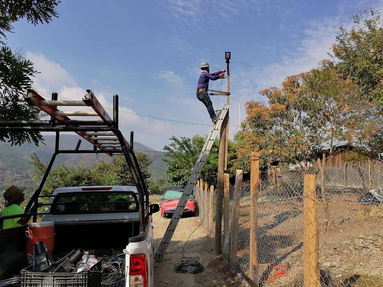 Gobierno de Zihuatanejo continúa redoblando esfuerzos con el programa Zihua Brilla