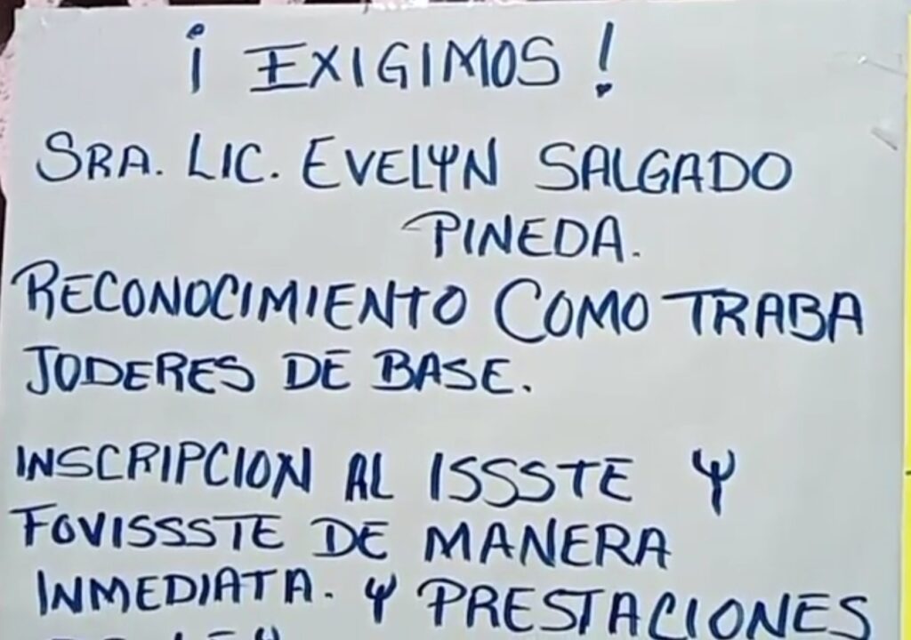 Toman oficinas del IEEJAG en Atoyac; exigen pagos