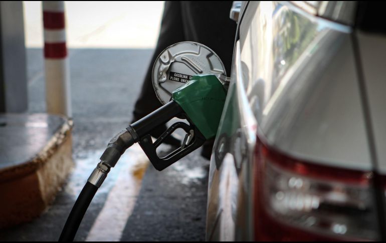 Contrabando de combustibles pega a ingresos de México