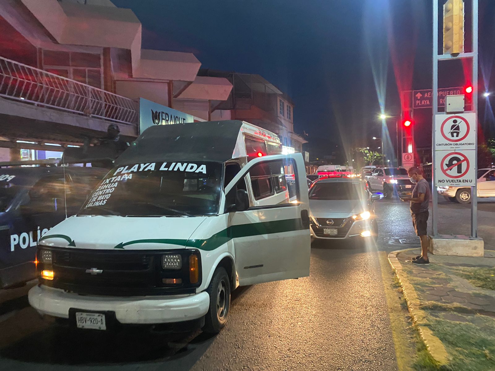 Transportista ocasiona choque en avenida Morelos