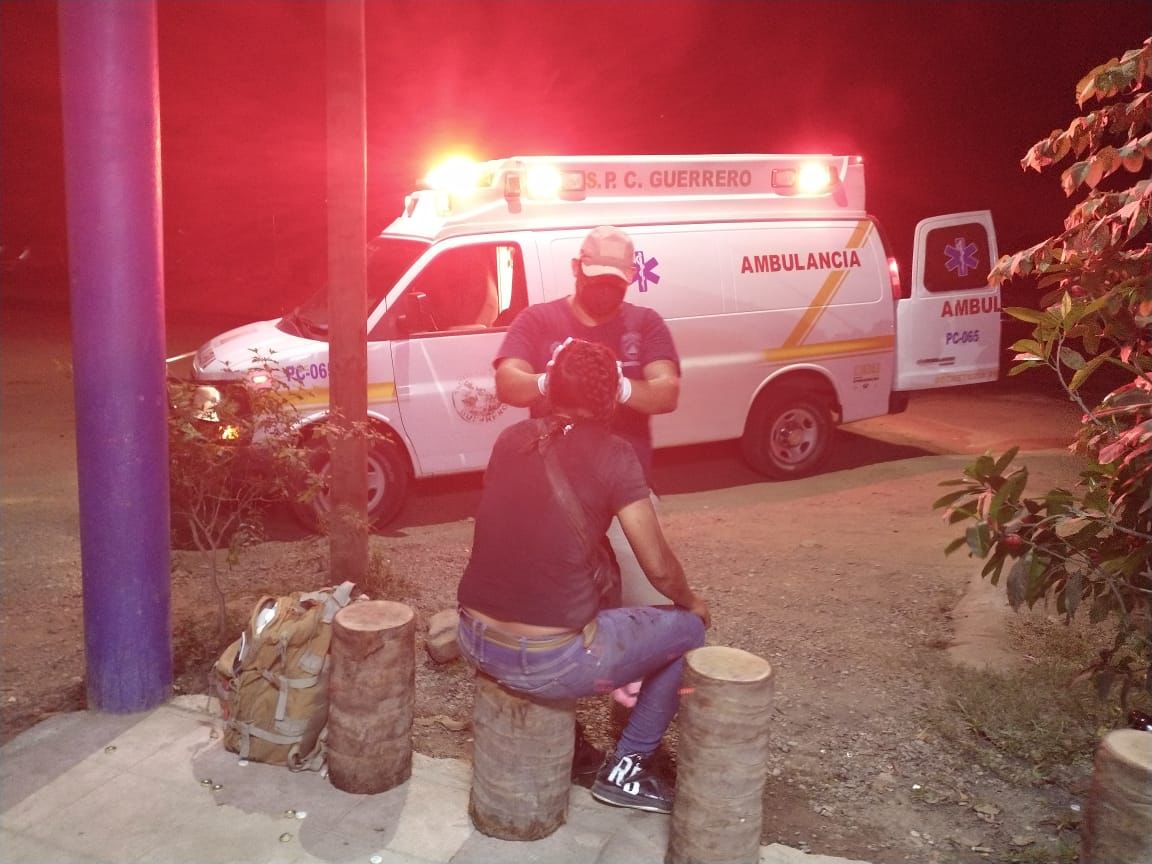 Lesionada al caerse en un tope de Barbulillas