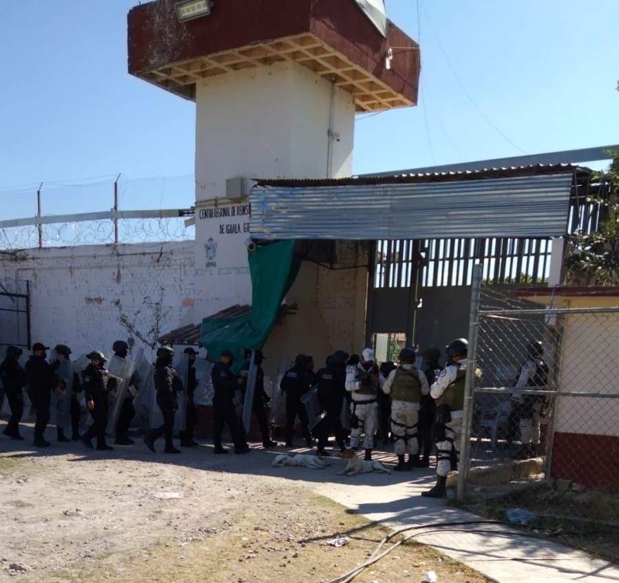 Riña campal en el Cereso de Tuxpan  deja siete reclusos lesionados