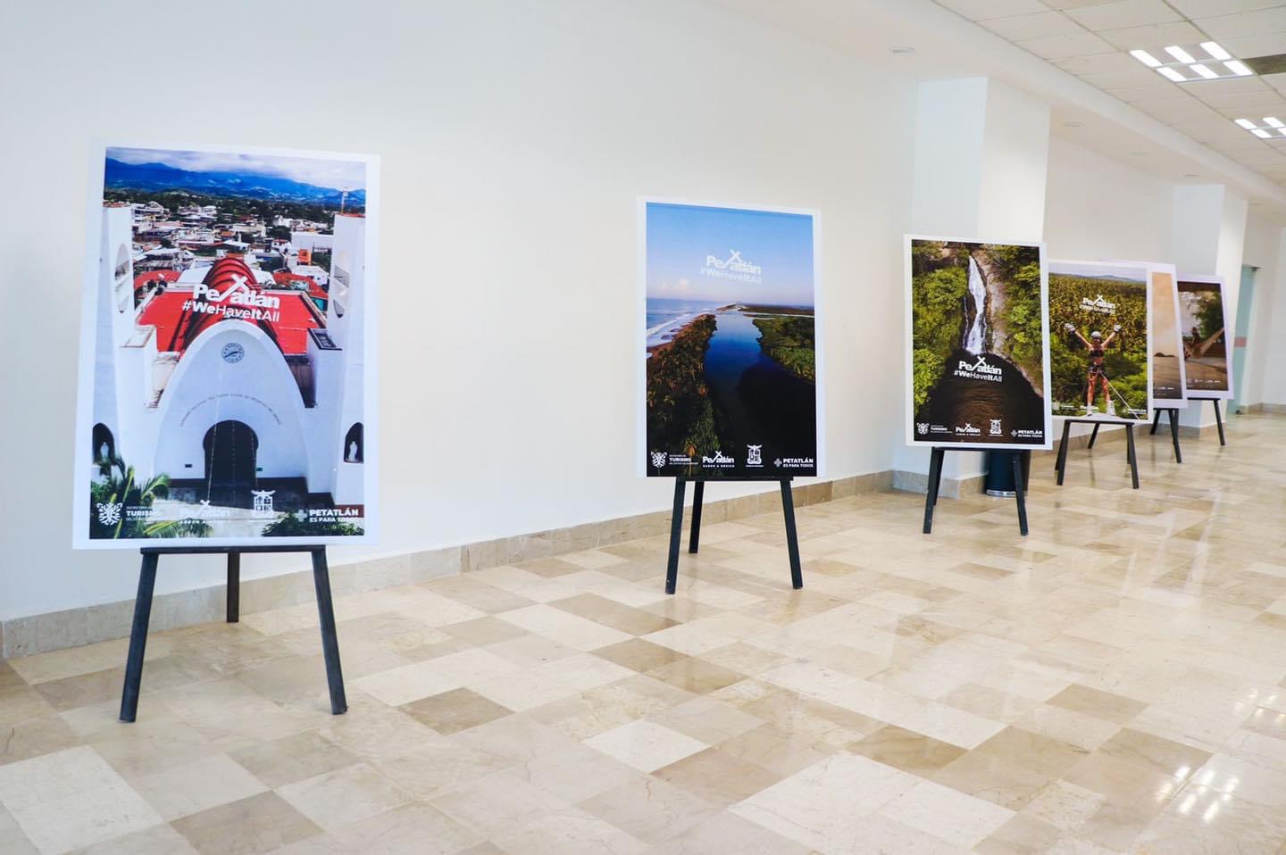 Colocan publicidad turística de Petatlán en Aeropuerto de Ixtapa-Zihuatanejo