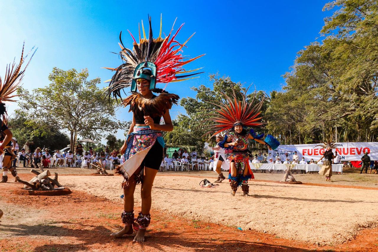 Celebran ceremonia del Fuego Nuevo