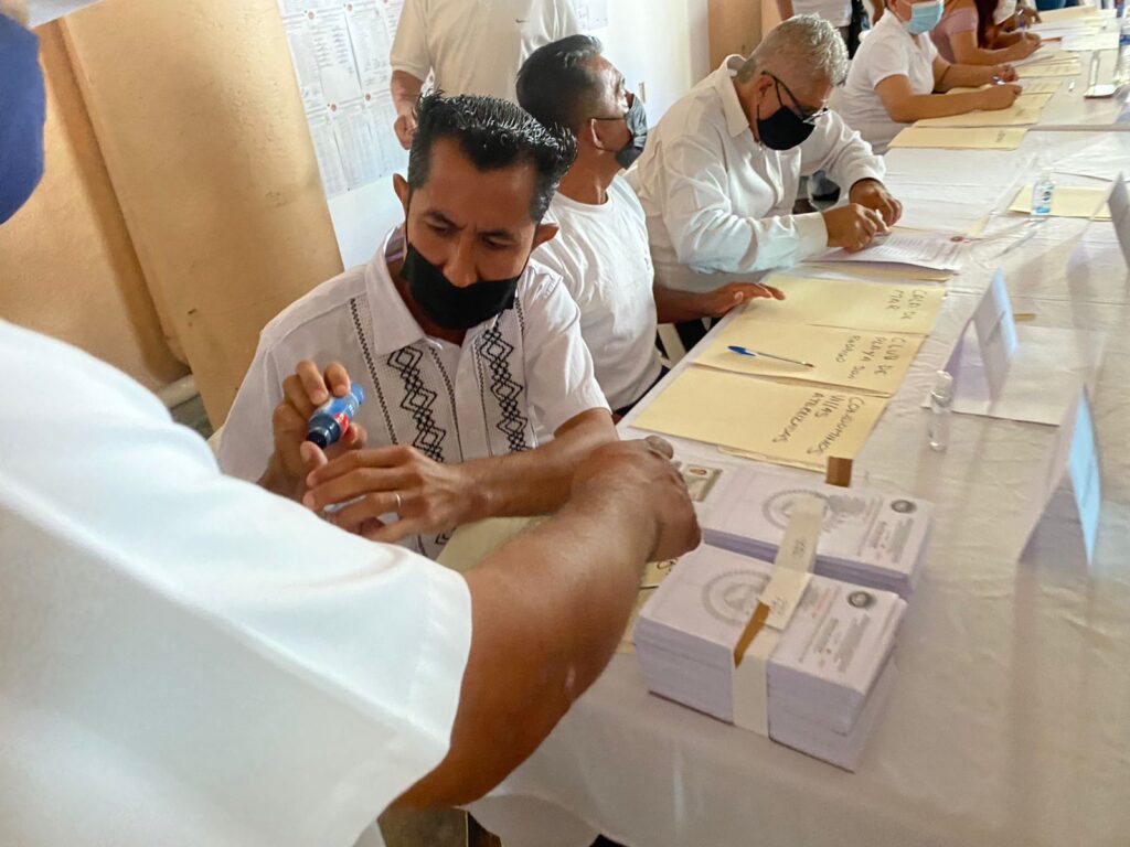 De manera democrática eligen a nuevos Secretarios de sindicatos de la CTM en Zihuatanejo