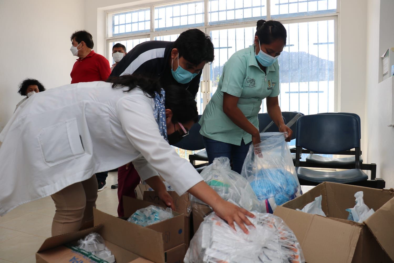La SSG continúa con el reabastecimiento de medicamentos en Guerrero
