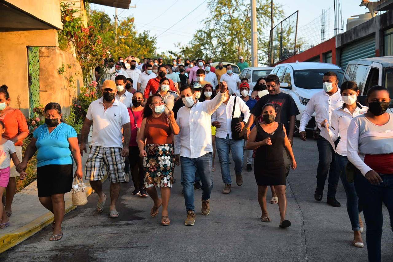 Será concluida la pavimentación de la calle Principal de Lomas de Quebrachal