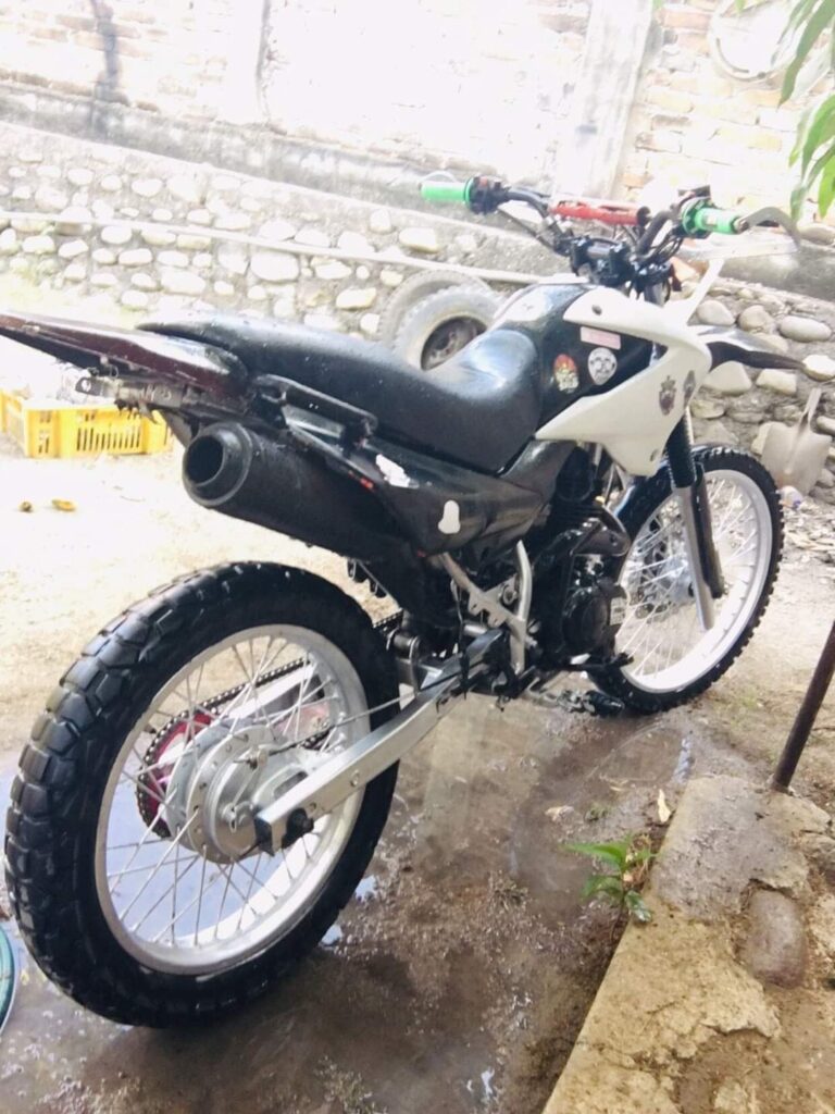 Roban motocicleta en Atoyac