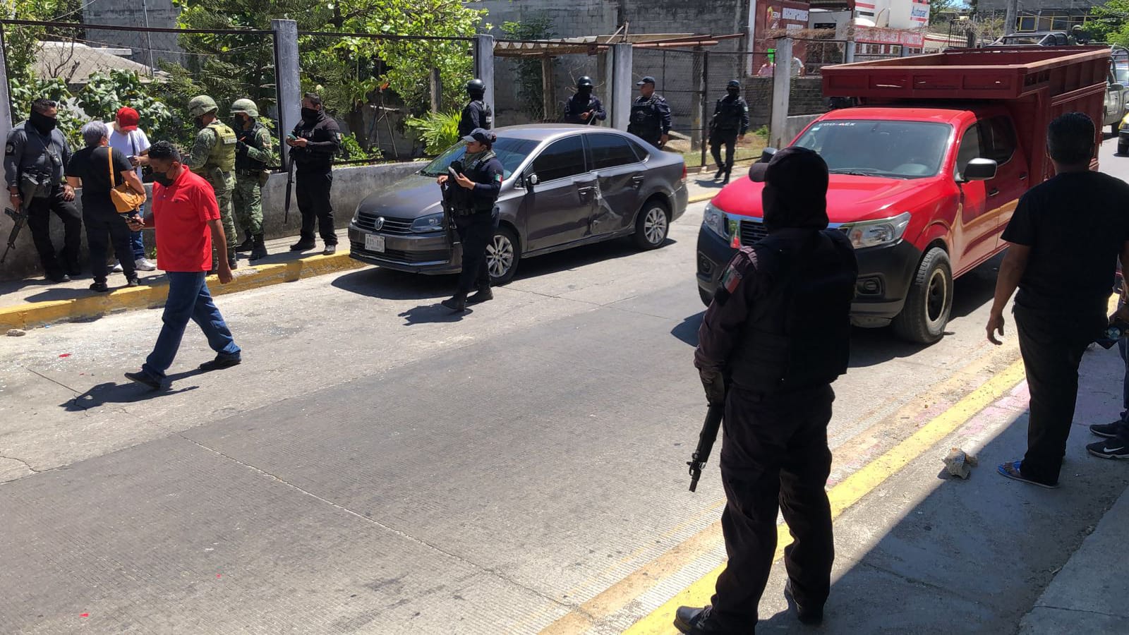 En Acapulco… Choca su auto e hirió a balazos al conductor del otro vehículo