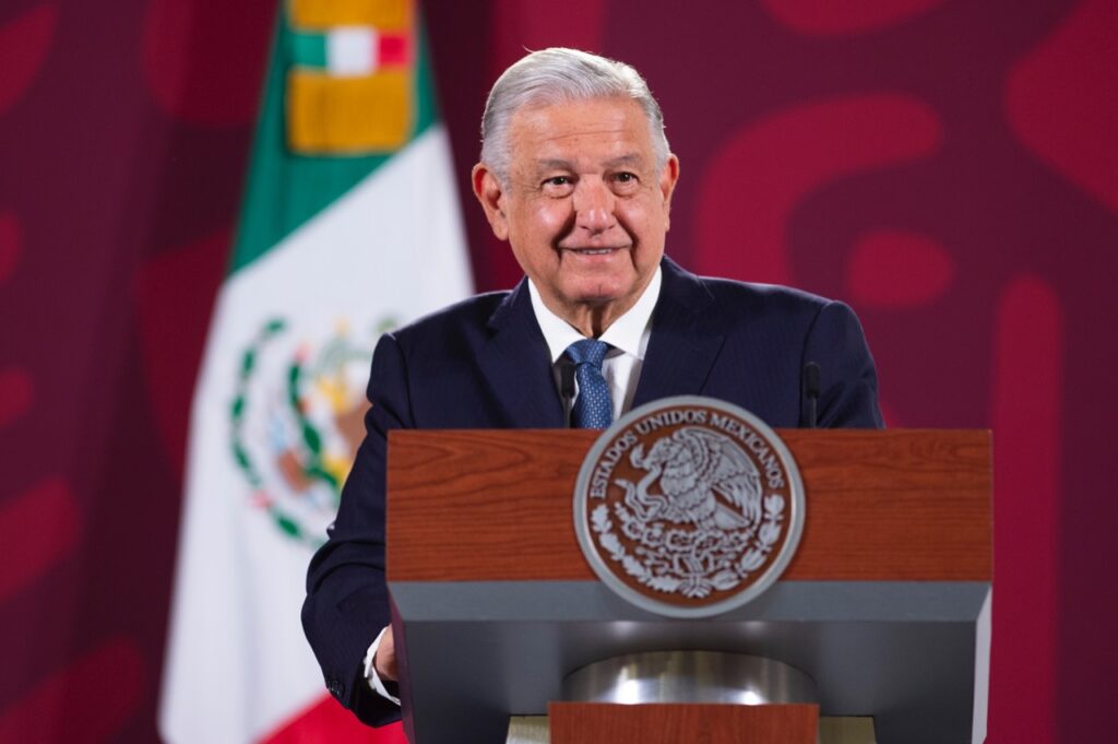 Pronto habrá un reporte sobre la desaparición de los 43 normalistas: AMLO