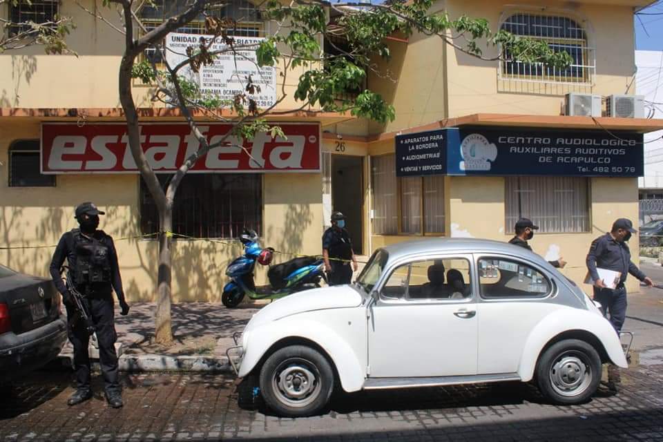 Encuentran muerta a una mujer en un negocio de envío de paquetería en Acapulco