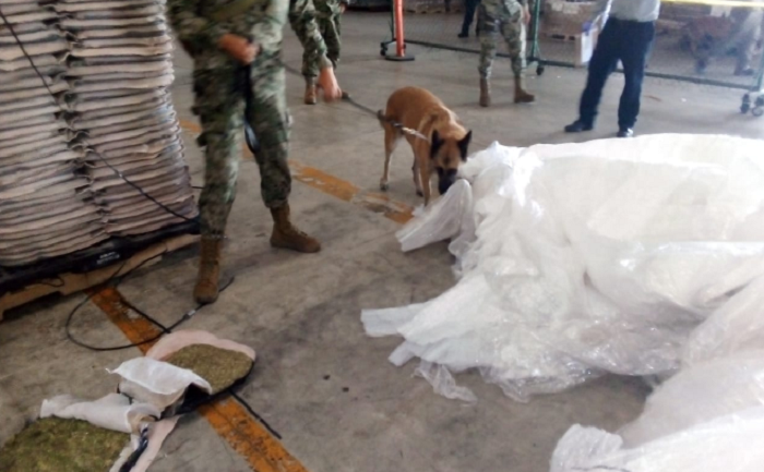 Ejército Mexicano, Guardia Nacional y Fiscalía General de la República aseguran aproximadamente 400 kilogramos de droga sintética en Sinaloa