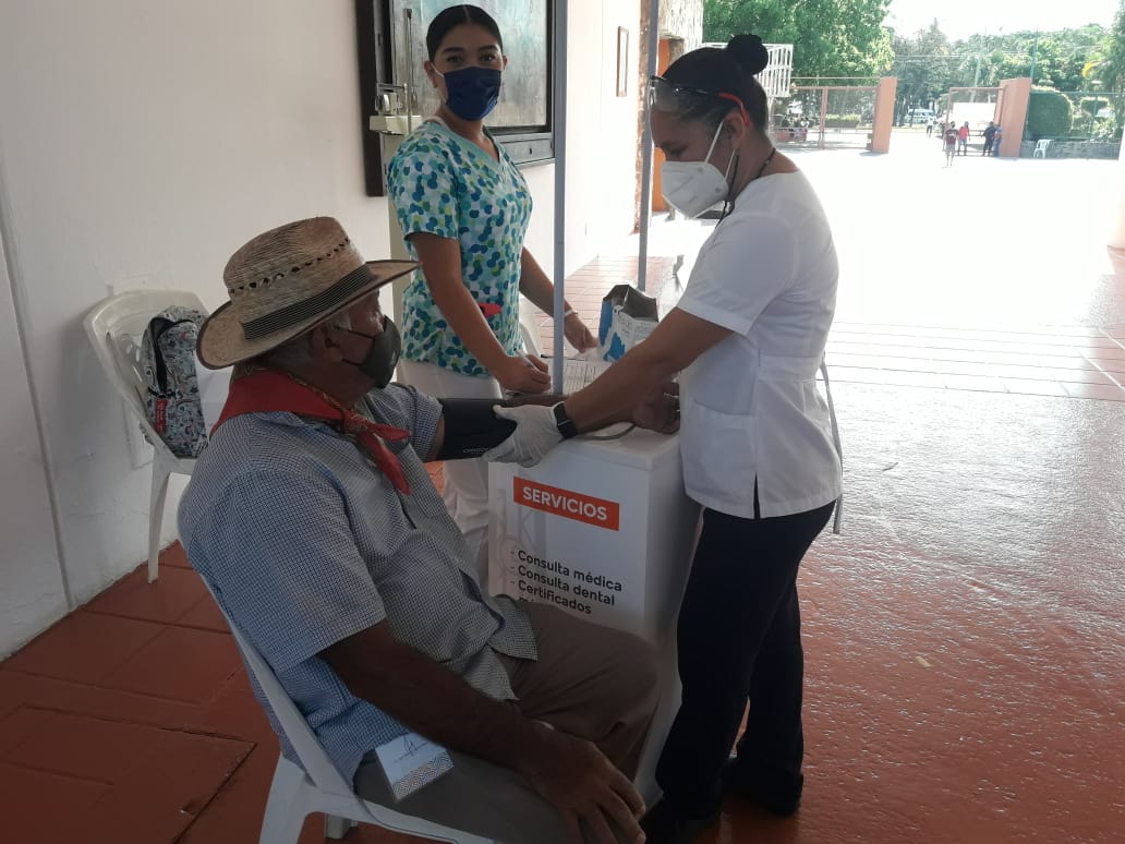 Prioridad la salud en el gobierno municipal de Zihuatanejo