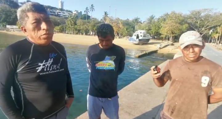 Rescatan sanos y  salvos a tres pescadores de Acapulco