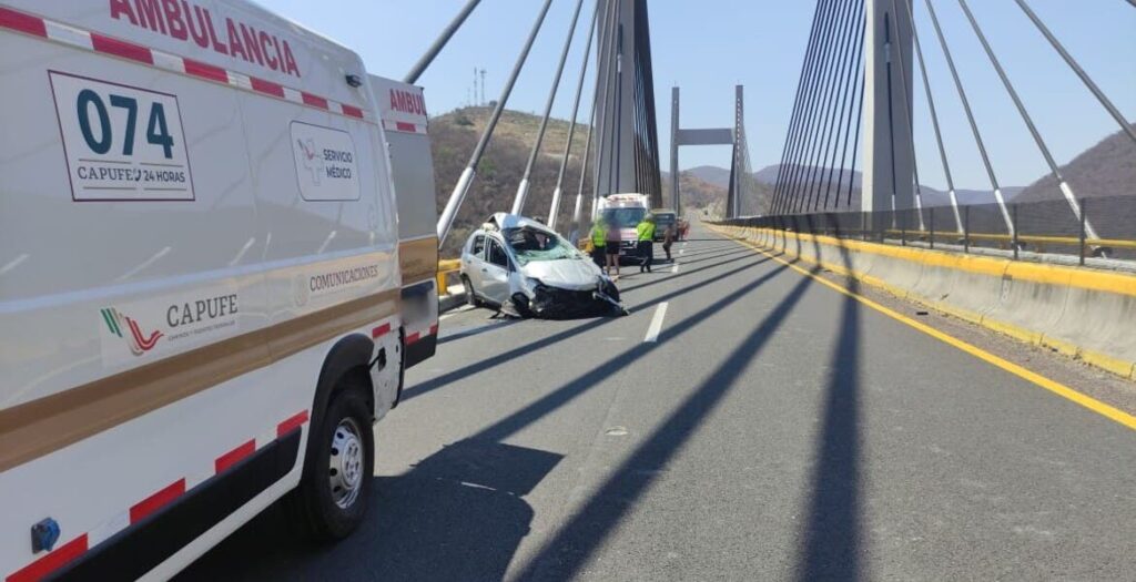 Del Tecnológico de Zacatepec, dos jóvenes fallecidos en accidente de la Cuernavaca-Chilpancingo