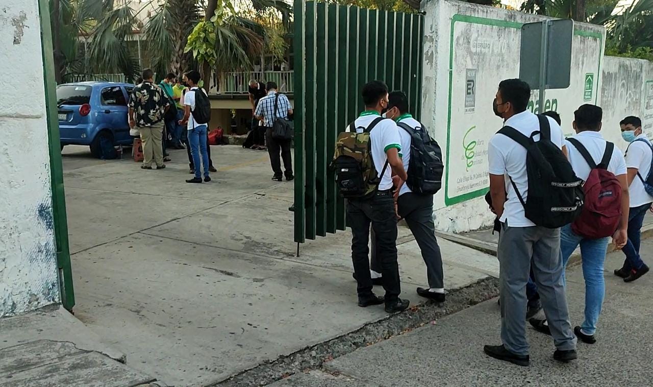 Docentes del Conalep, en asamblea por falta de pagos