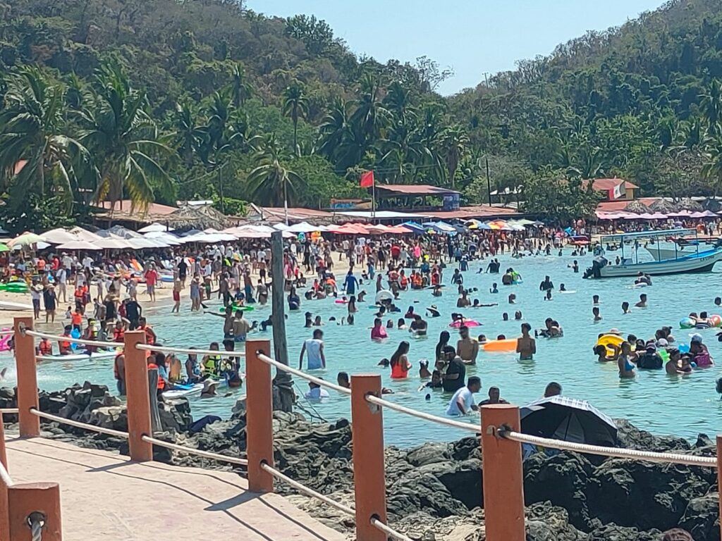 Más de 92 mil turistas visitaron Guerrero durante el segundo fin de semana largo del año: Secretaría de Turismo