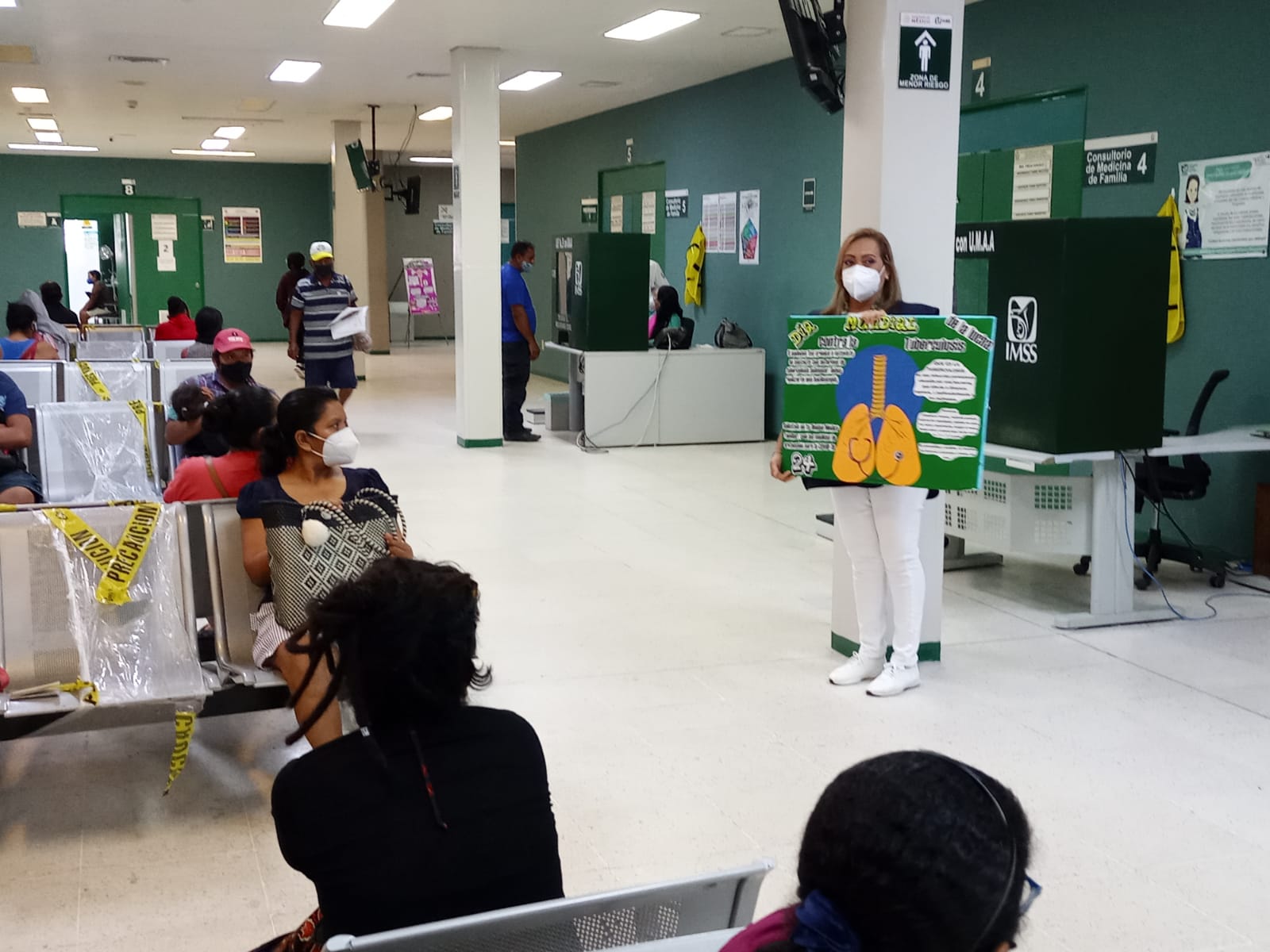 Otorga IMSS Guerrero pláticas informativas de prevención de la tuberculosis