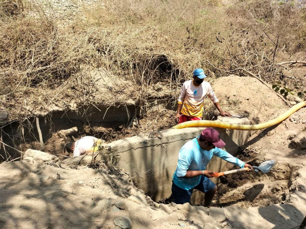 Conectan otra línea al pozo radial para garantizar agua a la zona urbana y turista de Zihuatanejo