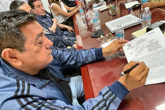 Solicita Félix Salgado Macedonio juicio político contra consejeros del INE