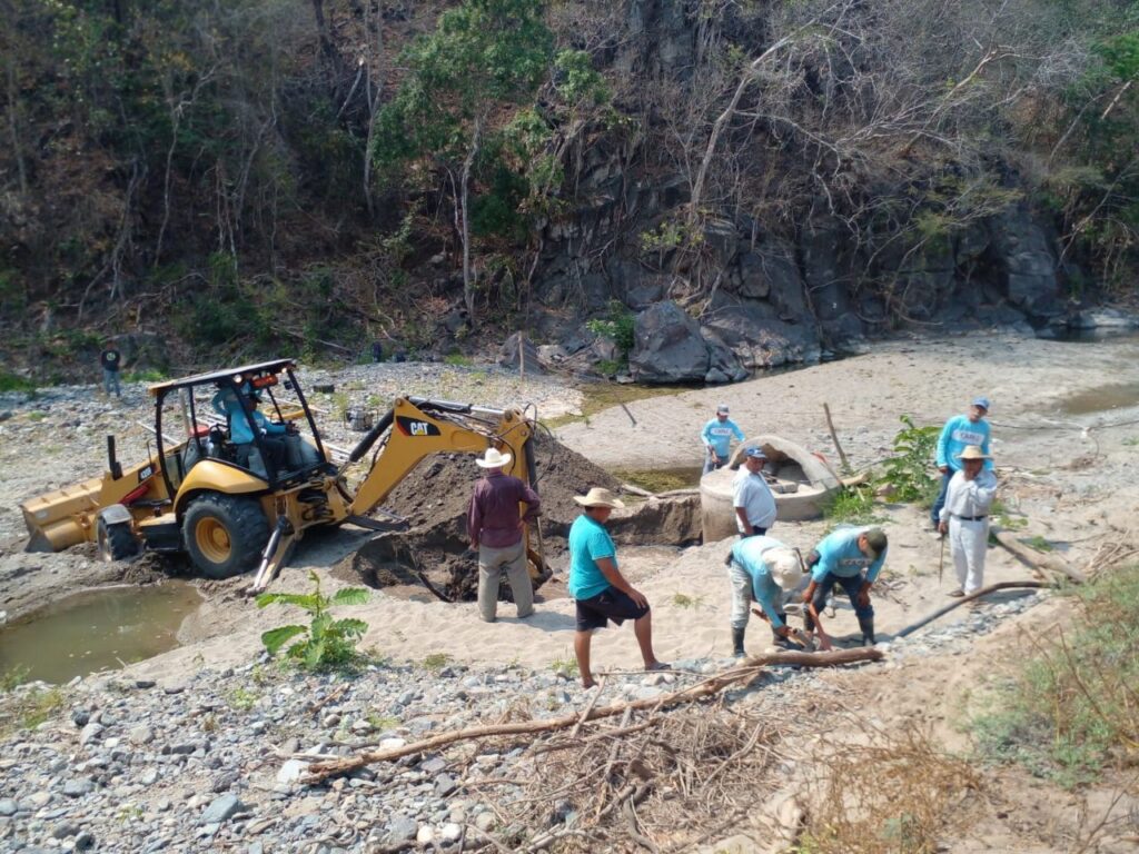 Rehabilitación de sistema de agua potable beneficia a 3 comunidades en Zihuatanejo