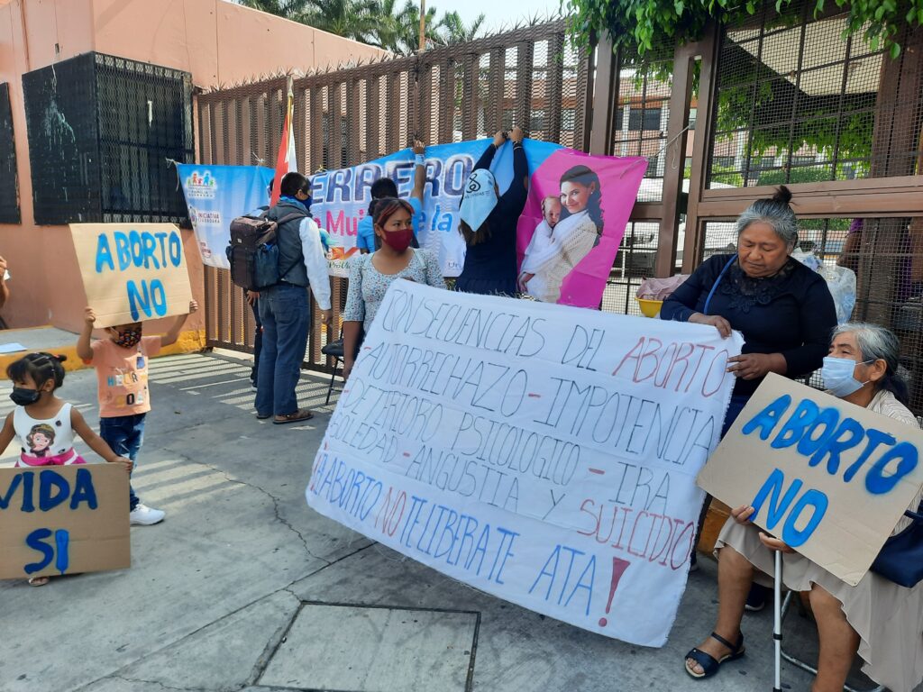 Guerrero… Presionan a diputados locales para que no avance legislación en favor del aborto