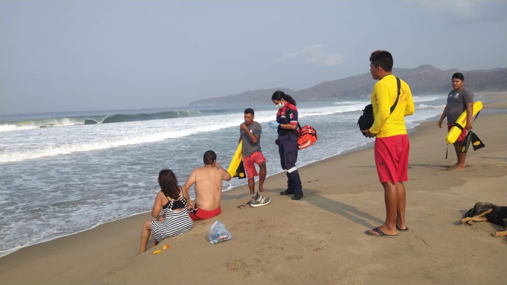 Turista de León a punto de ahogarse en playa Larga