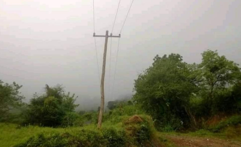 Llevan tres días sin luz en pueblos de Atoyac