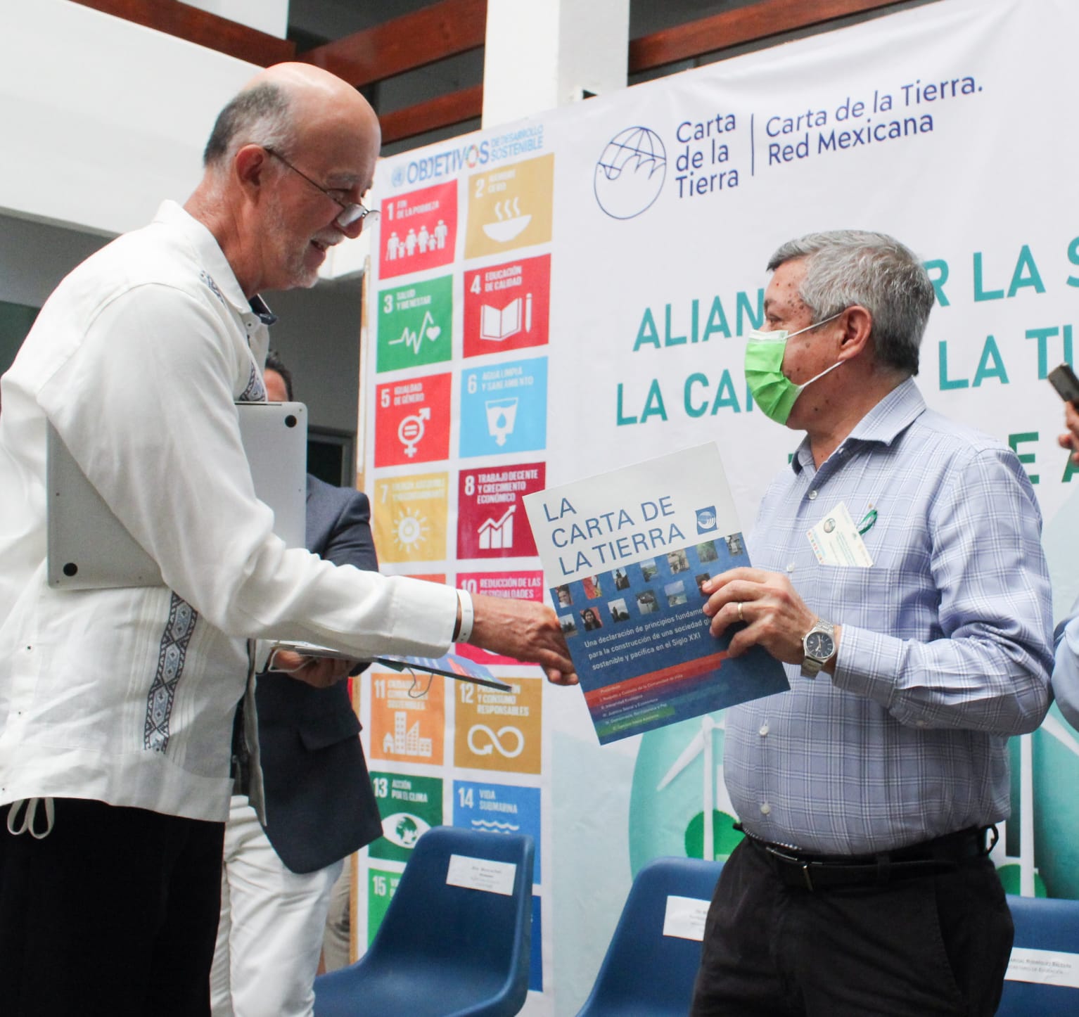 Firma gobierno de Guerrero iniciativa con carta de la tierra, para educación en cuidado ambiental