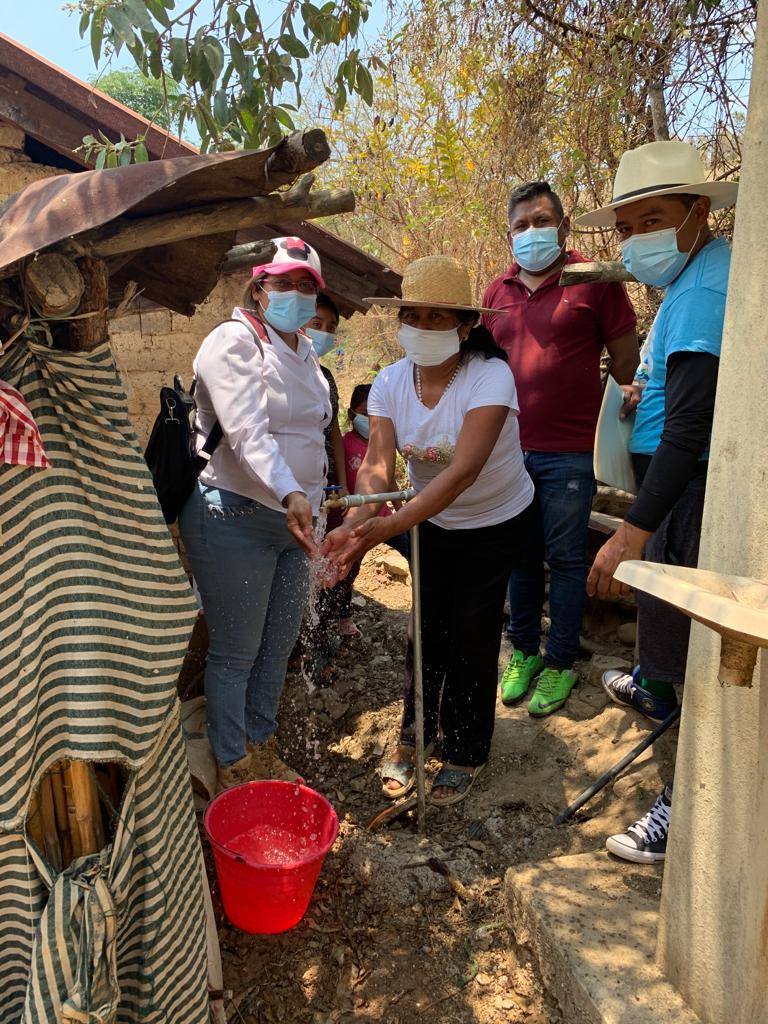 Concluye CAPASEG sistemas de agua y drenaje en Atlamajalcingo del Monte en la región de La Montaña