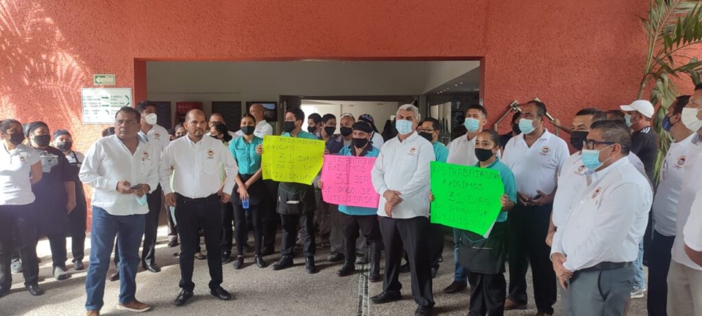 Protestan empleados del hotel Gamma Inn; exigen pago de utilidades