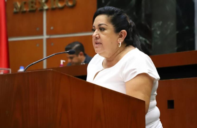 Mediante el diálogo y el acuerdo, logró el Congreso desahogar muchos pendientes en su primer año de ejercicio: Flor Añorve Ocampo