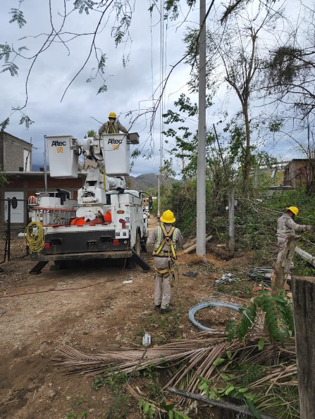 La Comisión Federal de Electricidad ha restablecido el suministro eléctrico al 96% de los afectados por el paso del huracán Agatha