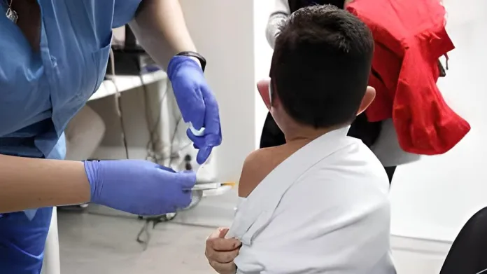 Confirman la vacunación anti COVID-19 a niños mayores de 5 años, en Guerrero