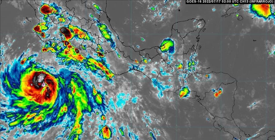 ESTA NOCHE “ESTELLE” SE INTENSIFICÓ A HURACÁN CATEGORÍA 1