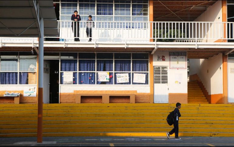 Querétaro: Tras caerse en el recreo, niño vuelve a casa parapléjico; familiares exigen justicia
