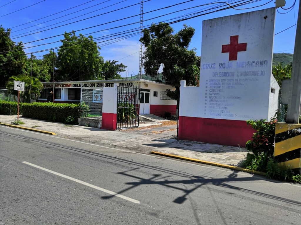 Reconoce titular de Cruz Roja que trabajan con recursos limitados