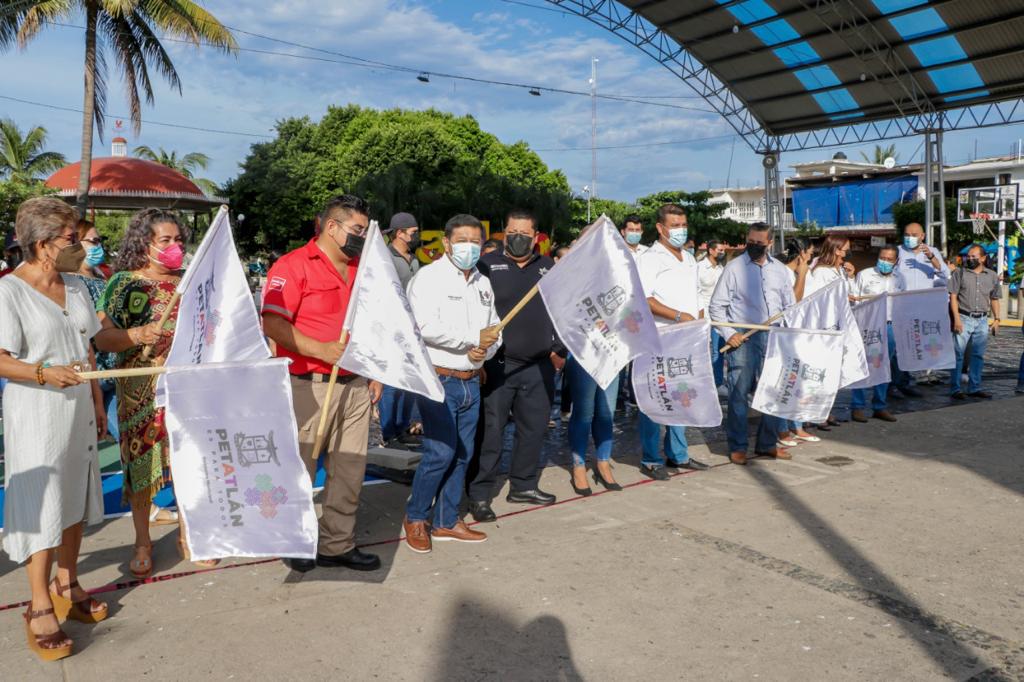 Dan banderazo inicial a operativo vacacional en Petatlán