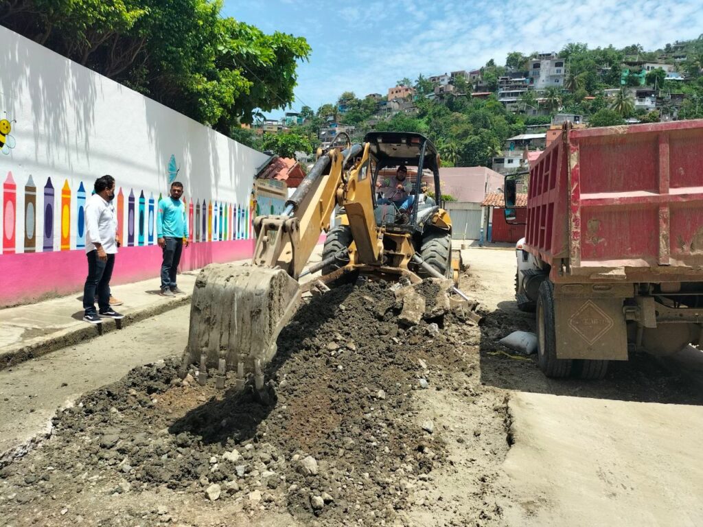CAPAZ mejora sistema de drenaje de colonia Vicente Guerrero