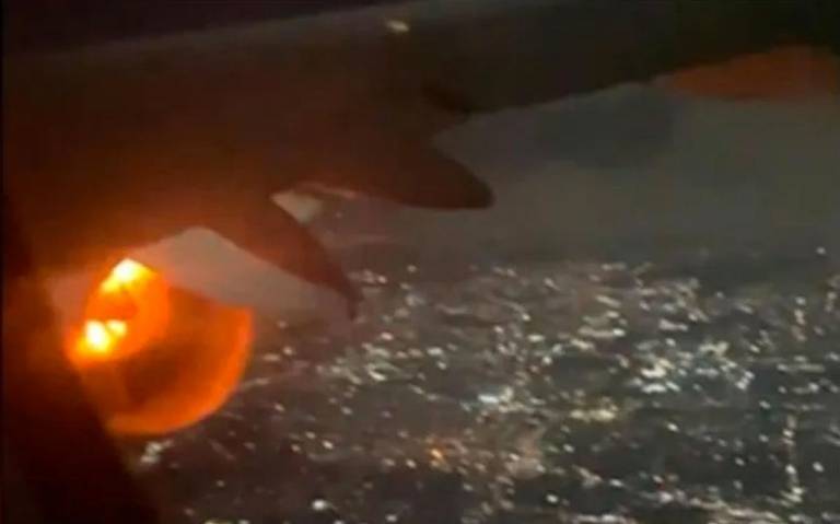 Incendio en turbina de avión provoca aterrizaje de emergencia en Guadalajara