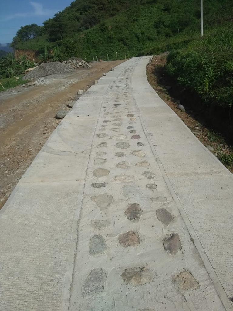 La construcción de caminos artesanales en la Montaña va con viento en popa: Delegado federal
