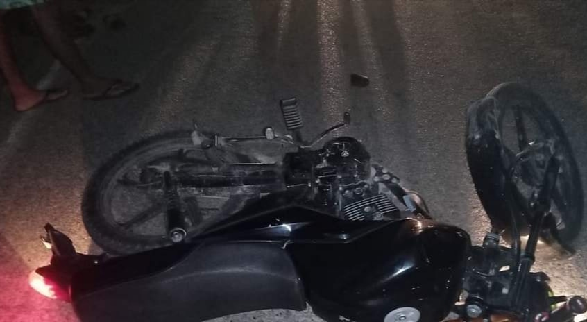 Heridos al derrapar en moto en Tecpán