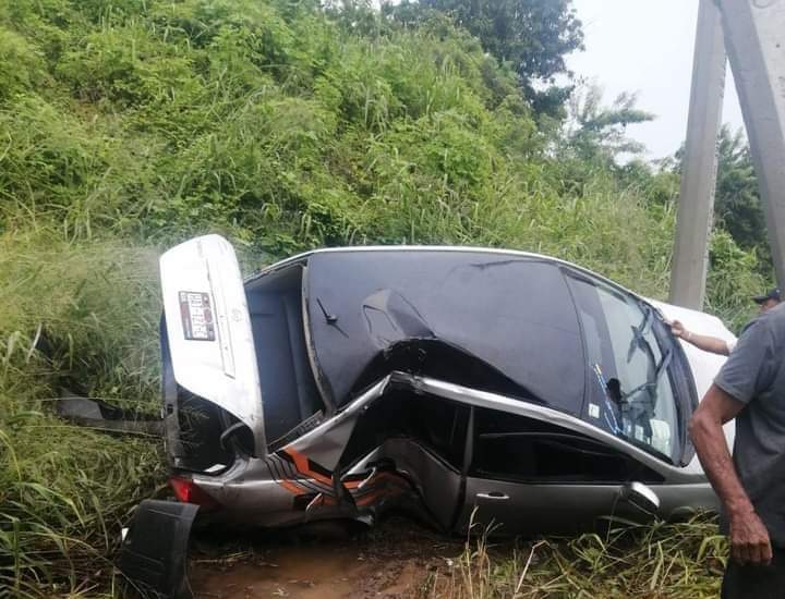 Un lesionado deja accidente en Coyuca de Benítez