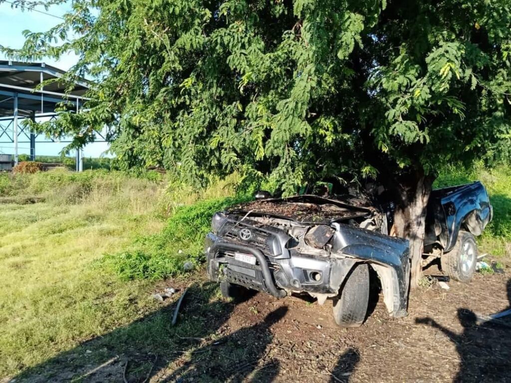 Un muerto y una lesionada en accidente en Tecpan