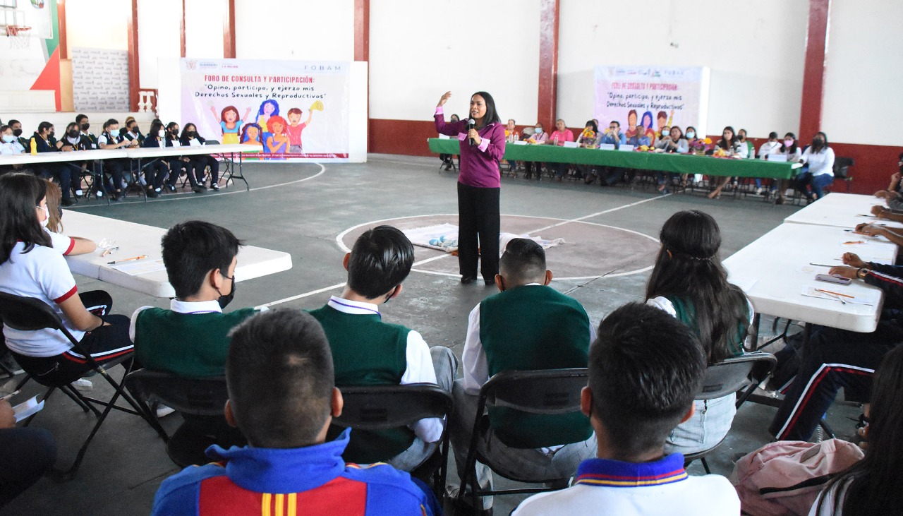 Realiza SEMUJER en Chilapa, el segundo foro de consulta sobre embarazos adolescentes