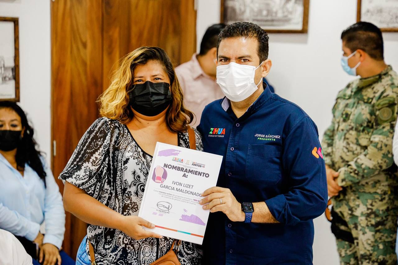 Ayuntamiento y DIF propician crecimiento de Red Violeta en beneficio del sector femenil