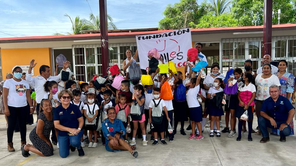 Dibujando sonrisas en Acapulco