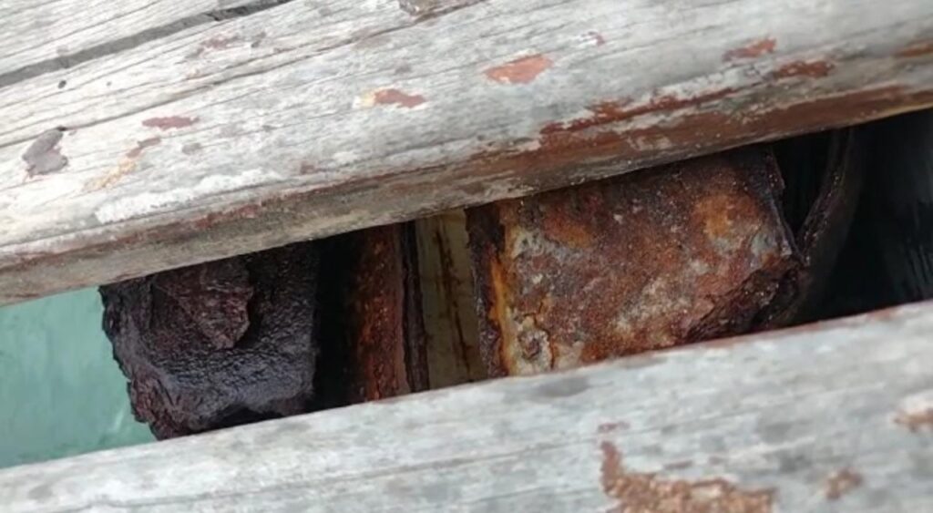 Kay deja daños en el muelle de playa Las Gatas