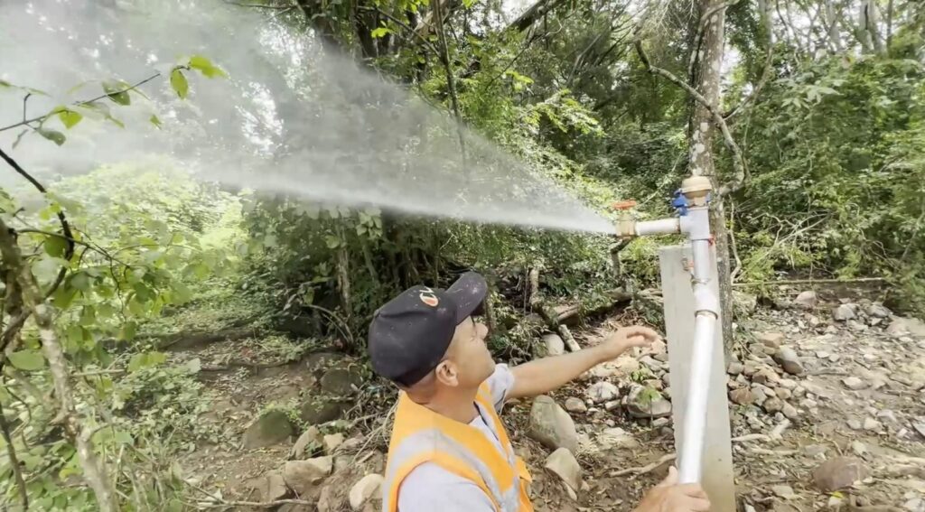 Gobierno de Petatlán inaugura red de agua potable en la parte alta de la sierra